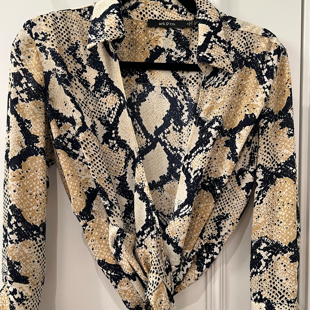 🐍 Mini Snake Print Mini Wrap Dress - size S - excellent condition 🐍